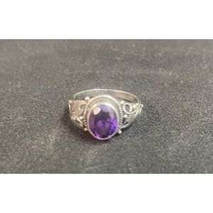 925 Sterling Silver Oval Cut Purple Glass  Ring Band, Size 4.75, 1.9 grams